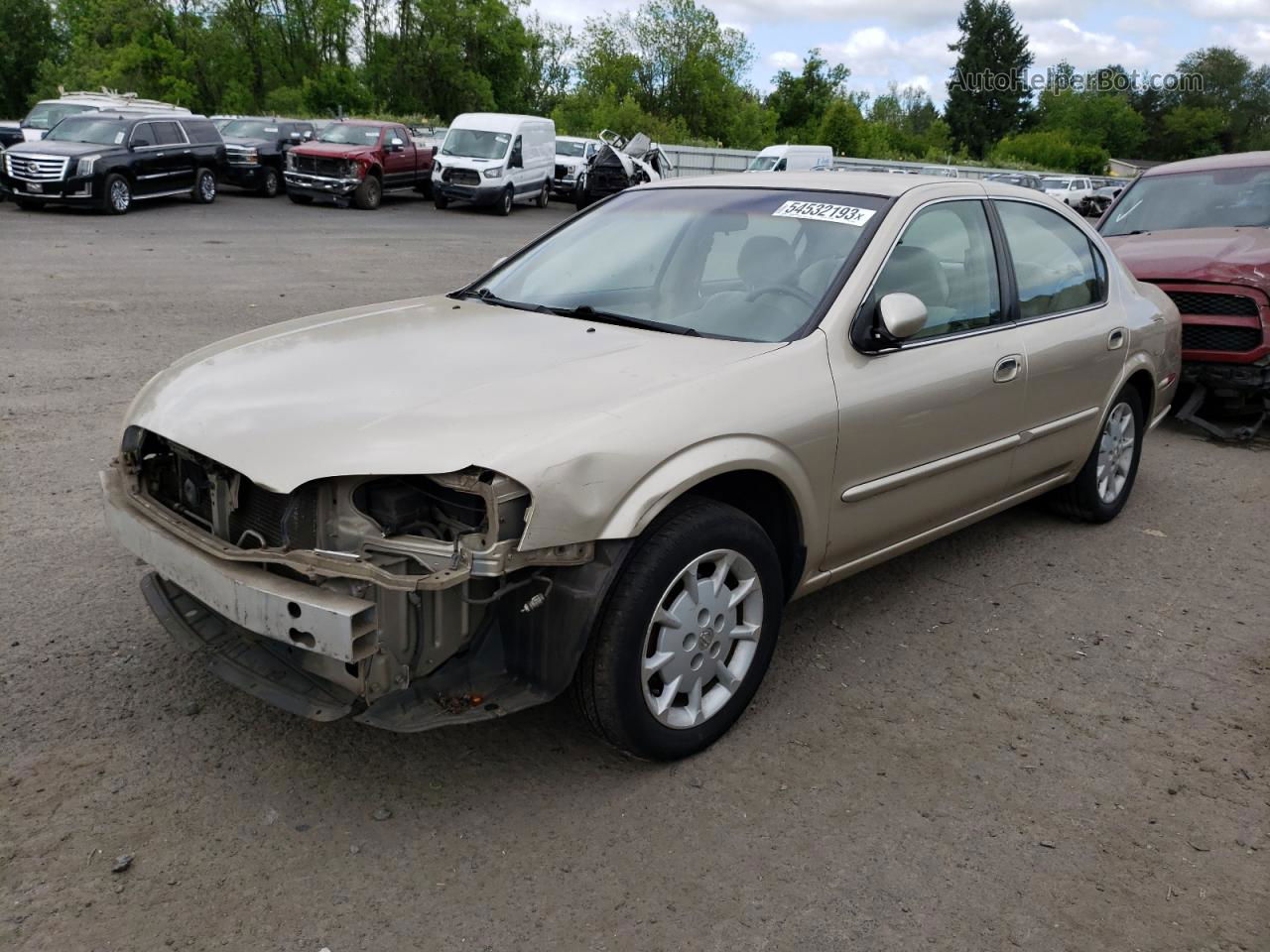 2000 Nissan Maxima Gle Золотой vin: JN1CA31DXYT728449