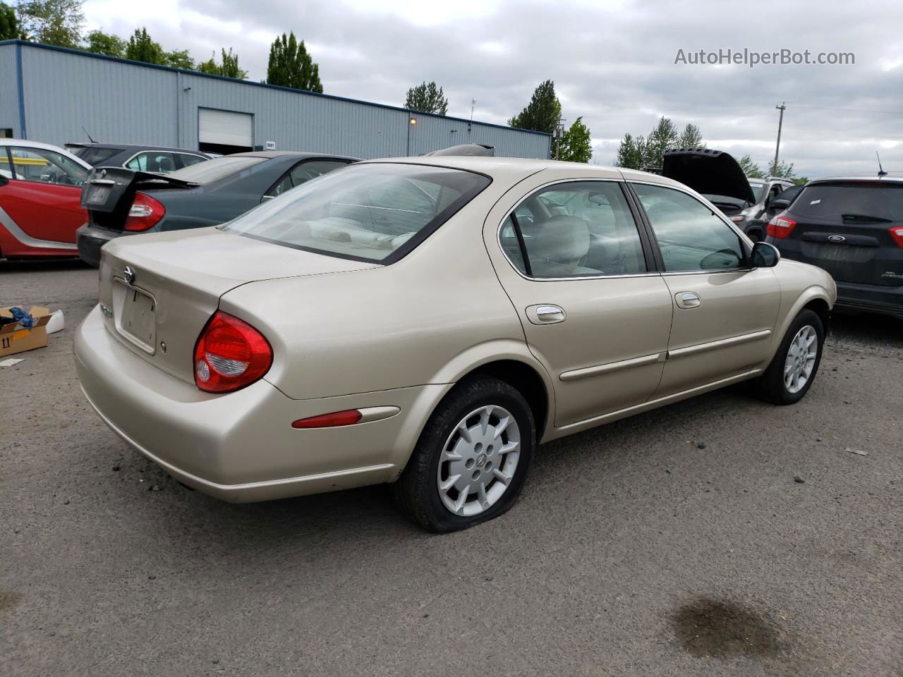 2000 Nissan Maxima Gle Золотой vin: JN1CA31DXYT728449