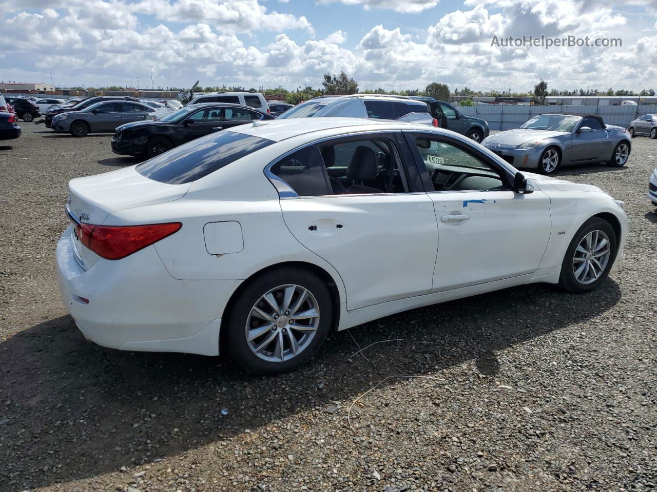 2016 Infiniti Q50 Base White vin: JN1CV7AP1GM201396