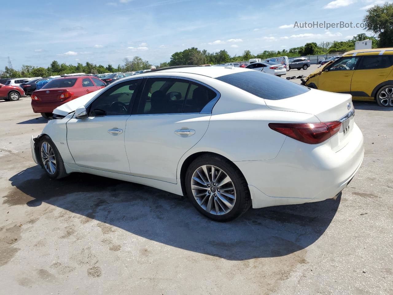 2018 Infiniti Q50 Pure White vin: JN1CV7AP5JM240404