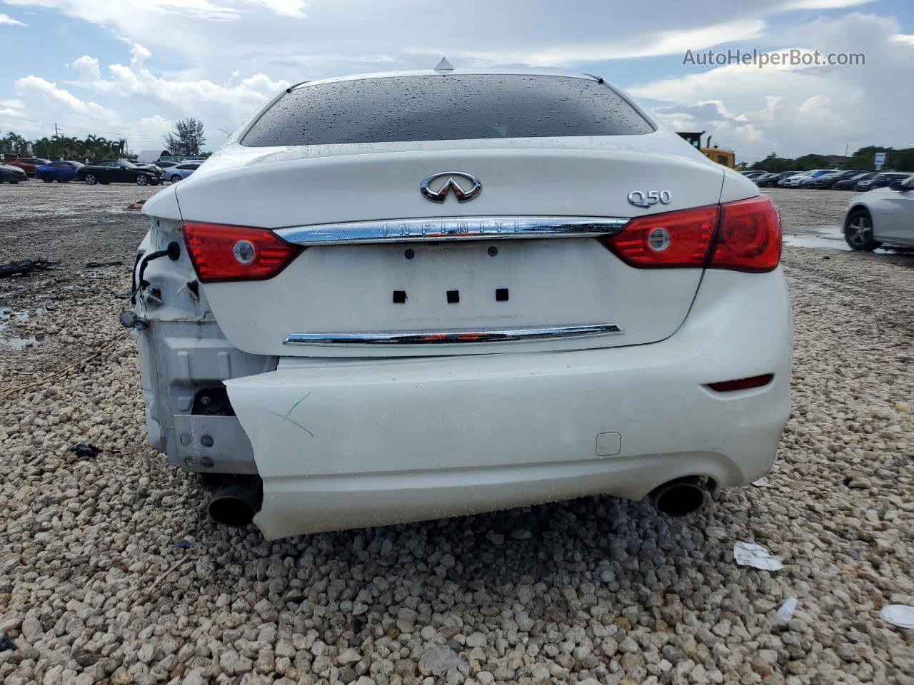 2016 Infiniti Q50 Base White vin: JN1CV7AP6GM201782