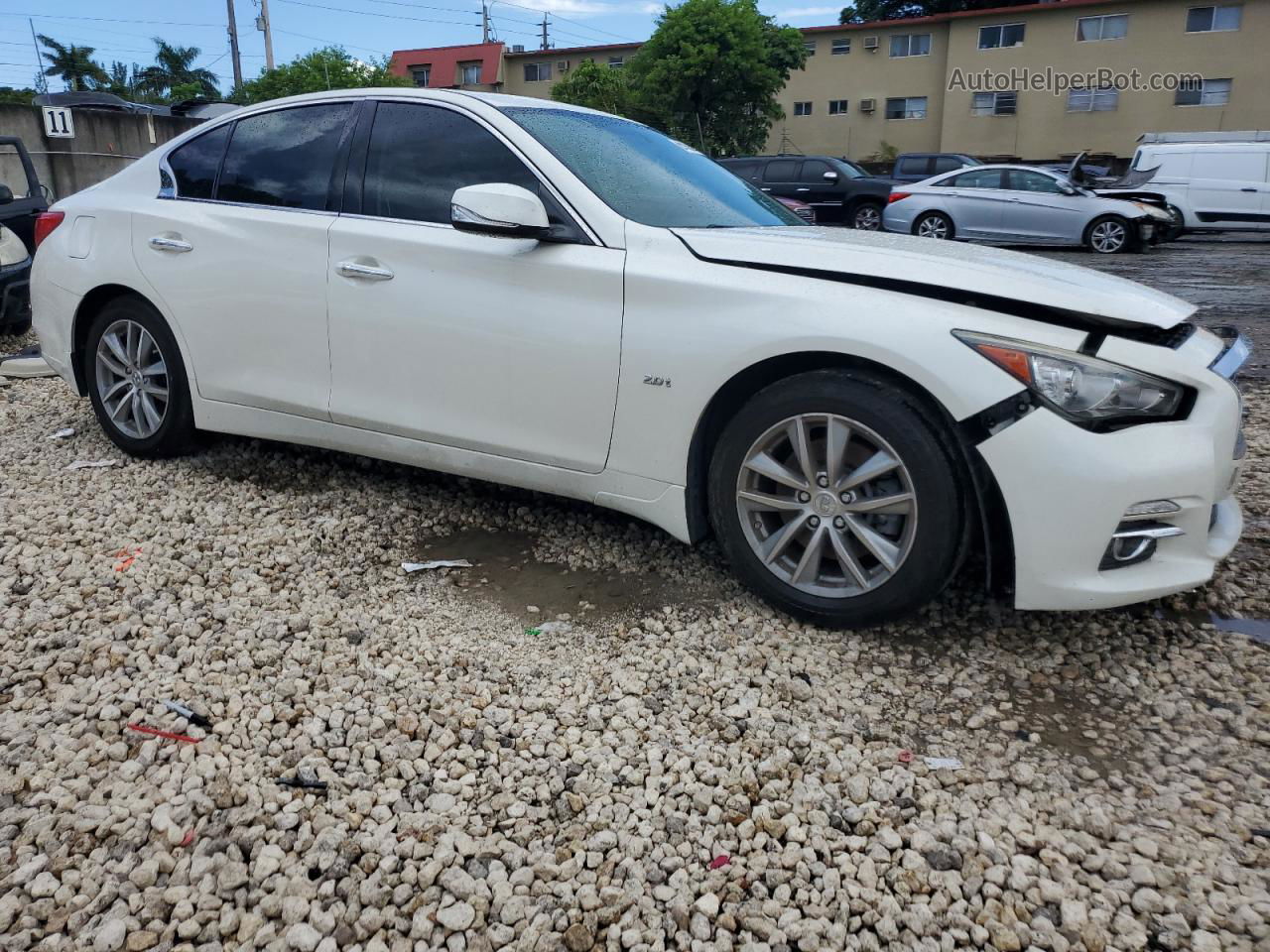 2016 Infiniti Q50 Base White vin: JN1CV7AP6GM201782