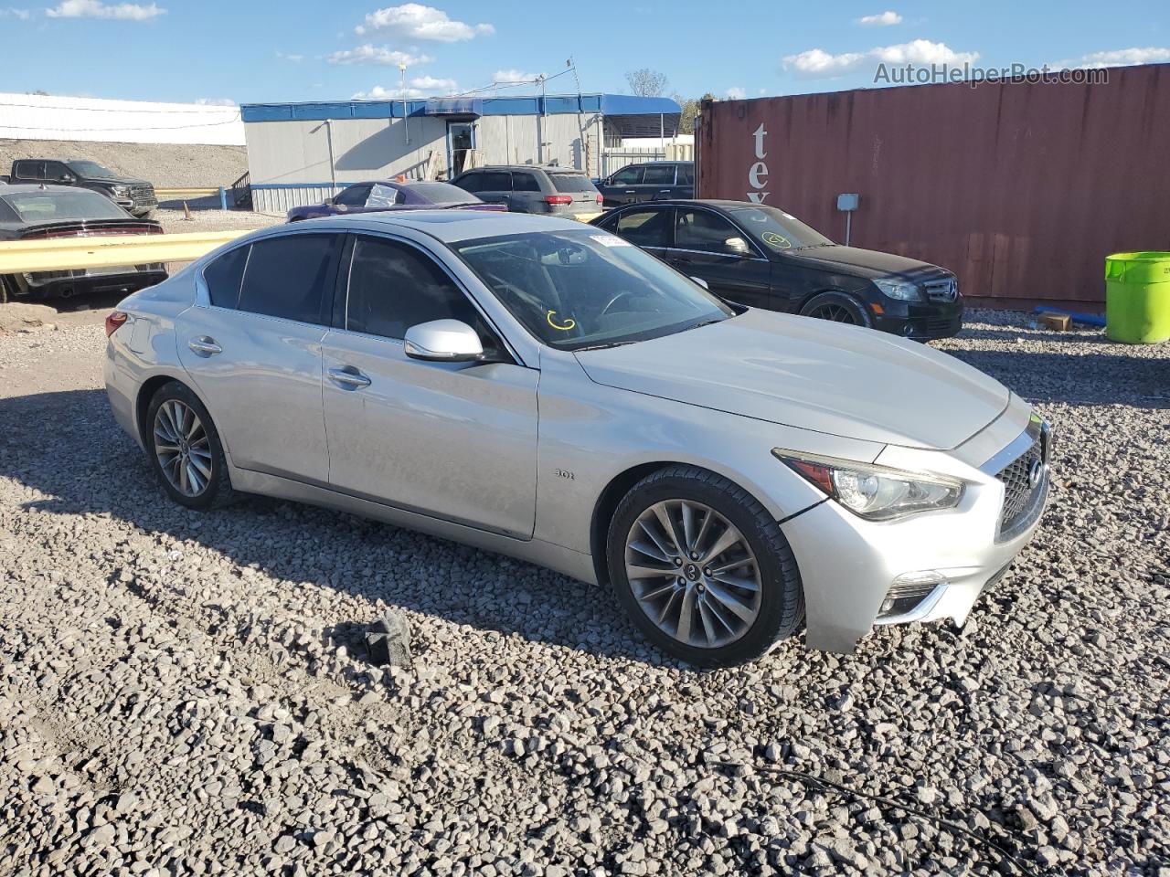 2018 Infiniti Q50 Luxe Серебряный vin: JN1EV7AP4JM358131