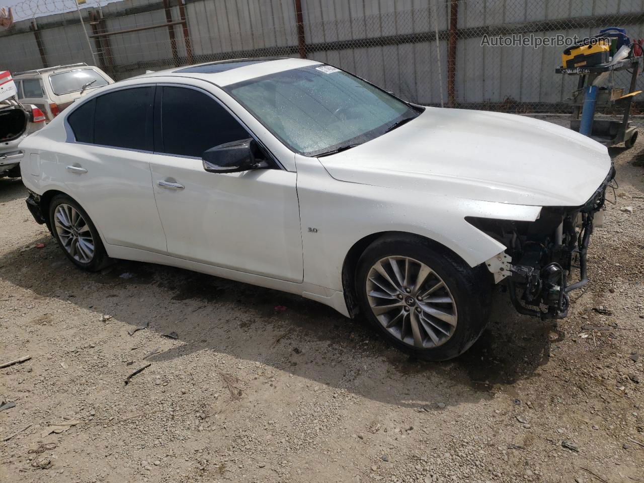 2018 Infiniti Q50 Luxe White vin: JN1EV7AP0JM350852