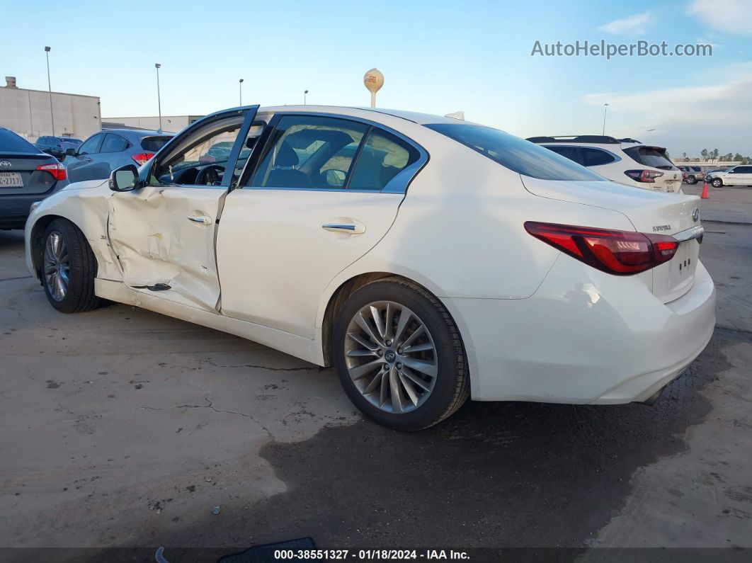 2018 Infiniti Q50 3.0t Luxe Белый vin: JN1EV7AP0JM356022