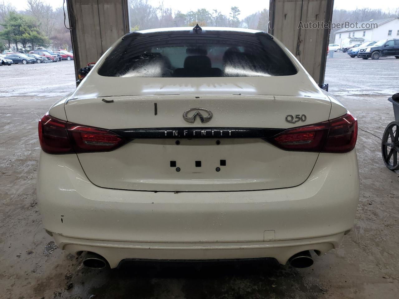 2018 Infiniti Q50 Luxe White vin: JN1EV7AP0JM363455