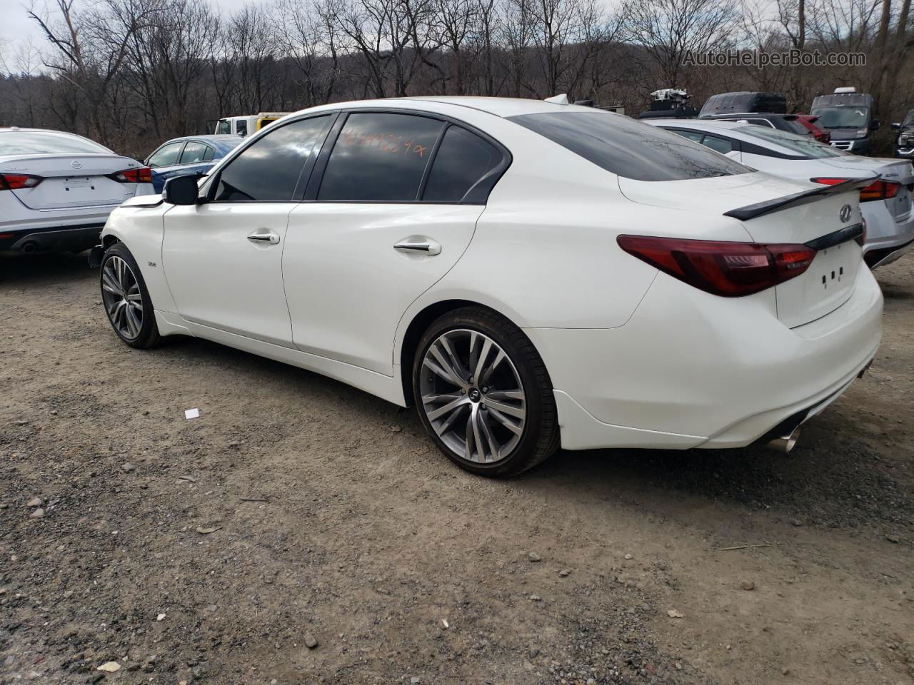 2018 Infiniti Q50 Luxe White vin: JN1EV7AP0JM365125