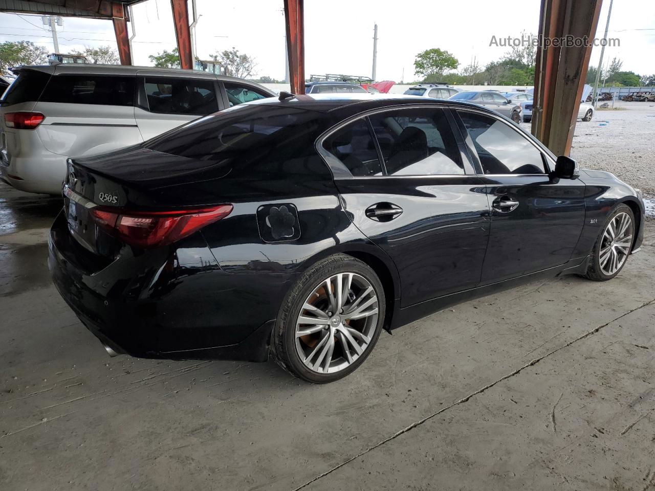 2019 Infiniti Q50 Luxe Black vin: JN1EV7AP0KM511041