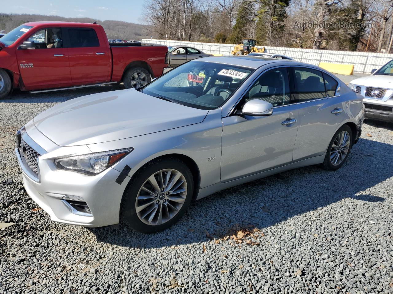 2019 Infiniti Q50 Luxe Серебряный vin: JN1EV7AP0KM518491