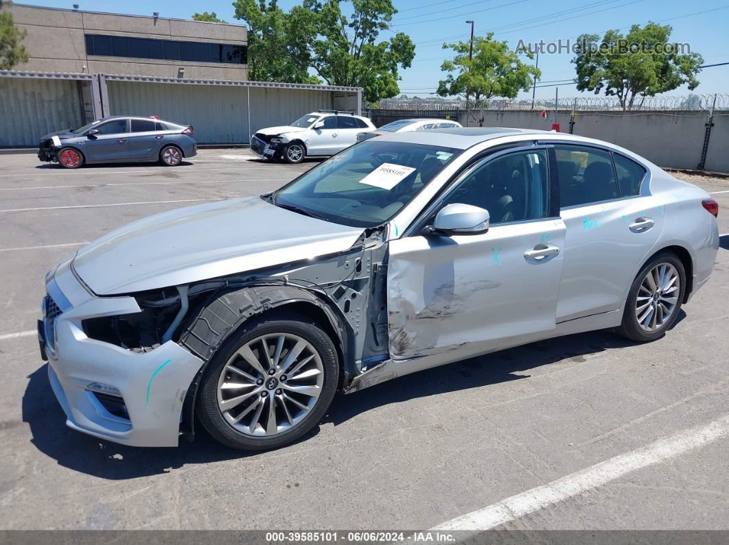 2018 Infiniti Q50 3.0t Luxe Silver vin: JN1EV7AP1JM361066