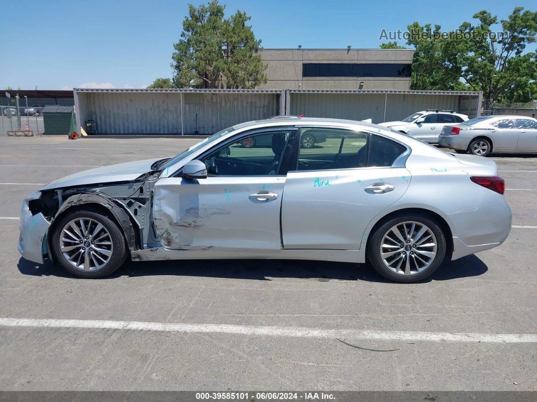 2018 Infiniti Q50 3.0t Luxe Silver vin: JN1EV7AP1JM361066