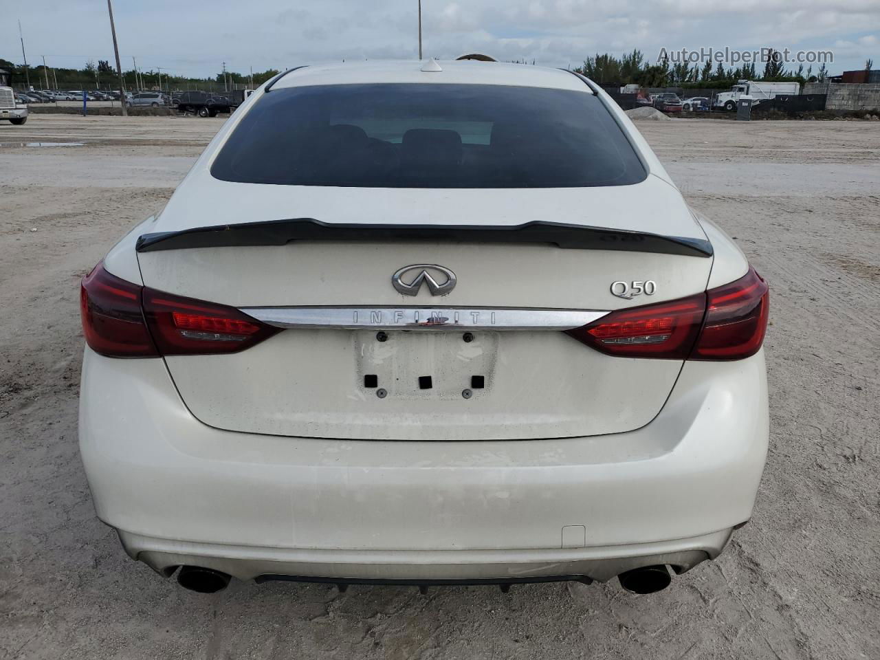 2019 Infiniti Q50 Luxe White vin: JN1EV7AP1KM515549