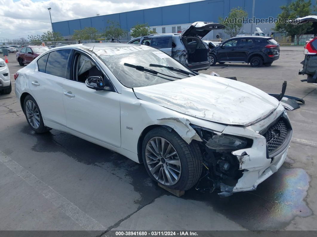 2019 Infiniti Q50 3.0t Luxe Белый vin: JN1EV7AP1KM540600