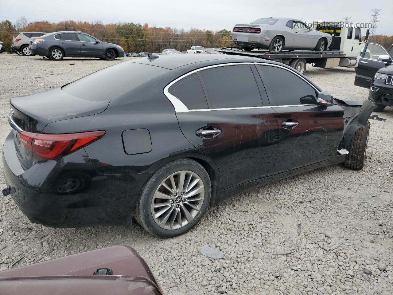 2018 Infiniti Q50 Luxe Черный vin: JN1EV7AP2JM350125