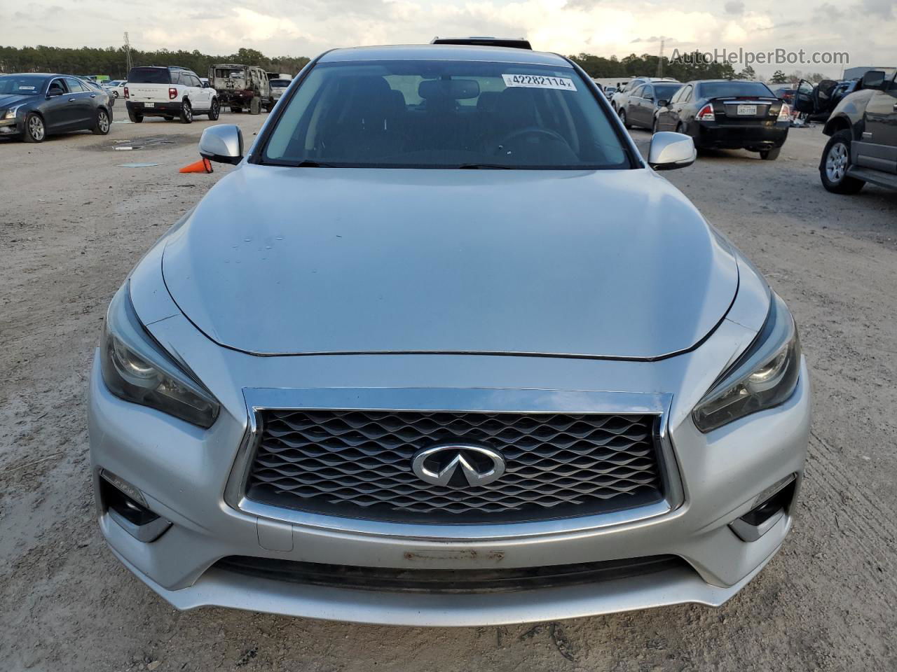 2019 Infiniti Q50 Luxe Silver vin: JN1EV7AP2KM512269