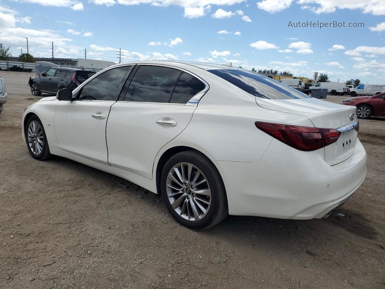 2019 Infiniti Q50 Luxe White vin: JN1EV7AP2KM517245