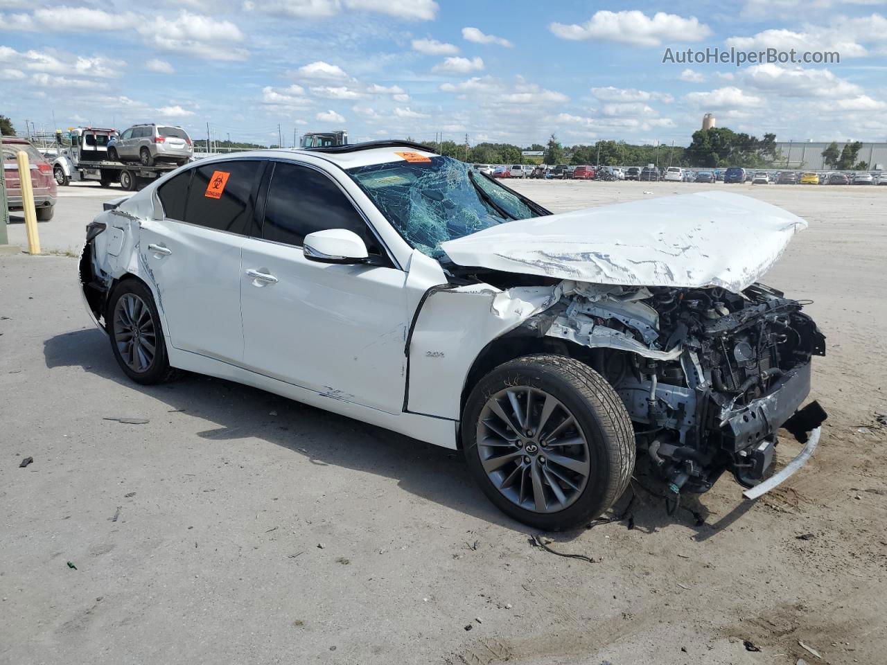 2019 Infiniti Q50 Luxe Белый vin: JN1EV7AP2KM519321