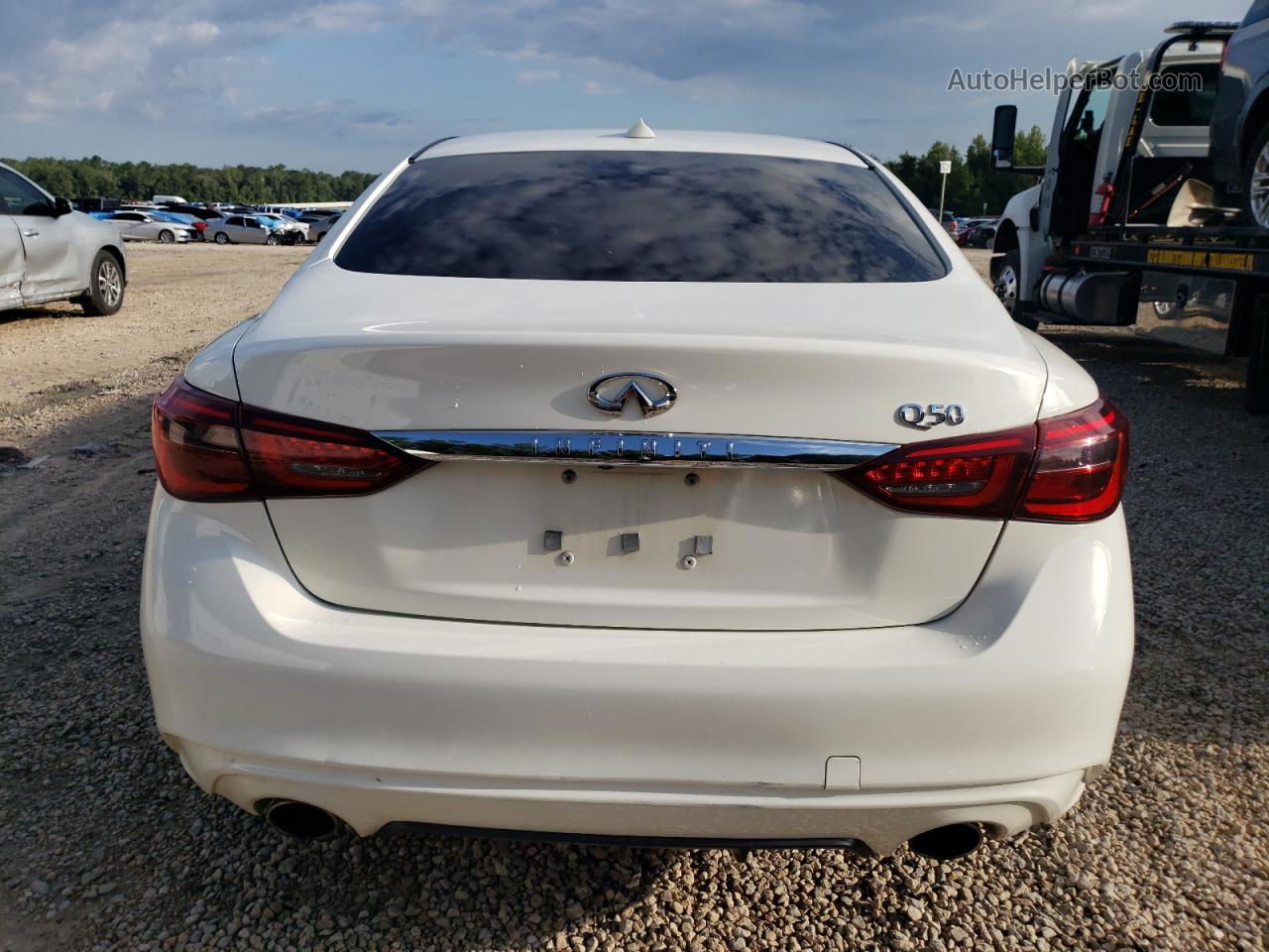 2018 Infiniti Q50 Luxe Белый vin: JN1EV7AP3JM353941