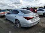 2018 Infiniti Q50 Luxe Серебряный vin: JN1EV7AP3JM356418