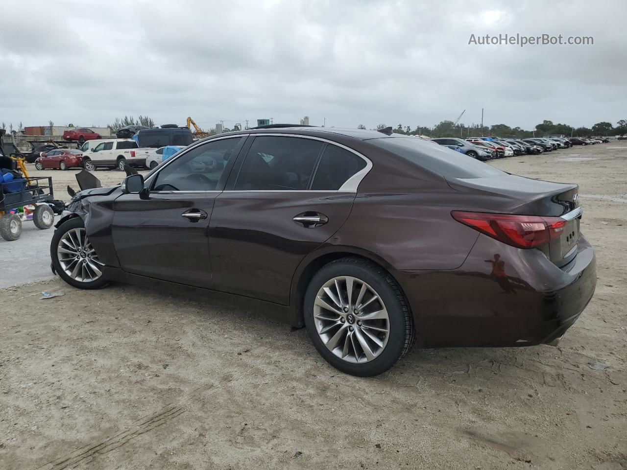 2018 Infiniti Q50 Luxe Burgundy vin: JN1EV7AP3JM366026