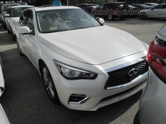 2019 Infiniti Q50 3.0t Luxe Белый vin: JN1EV7AP3KM513737