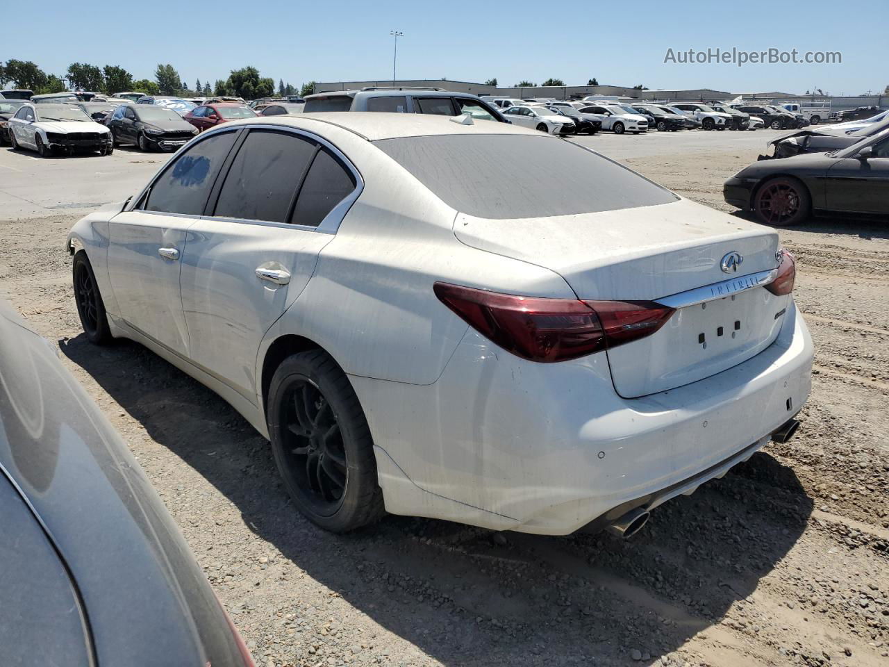 2019 Infiniti Q50 Luxe White vin: JN1EV7AP3KM542221