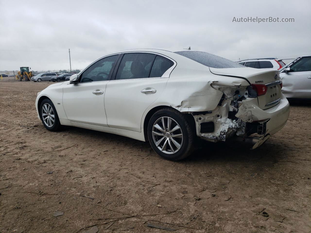 2016 Infiniti Q50 Premium Белый vin: JN1EV7AP4GM304451