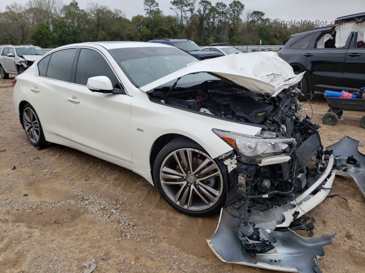 2018 Infiniti Q50 Luxe White vin: JN1EV7AP4JM351096