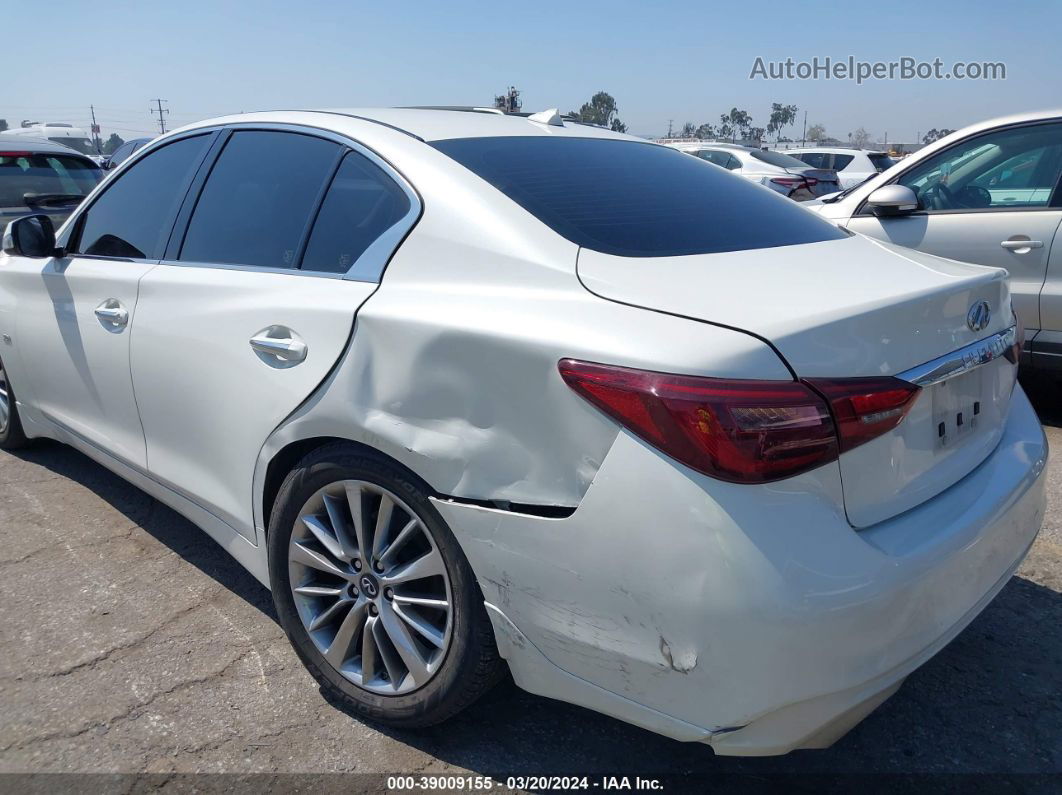 2018 Infiniti Q50 3.0t Luxe White vin: JN1EV7AP4JM351177