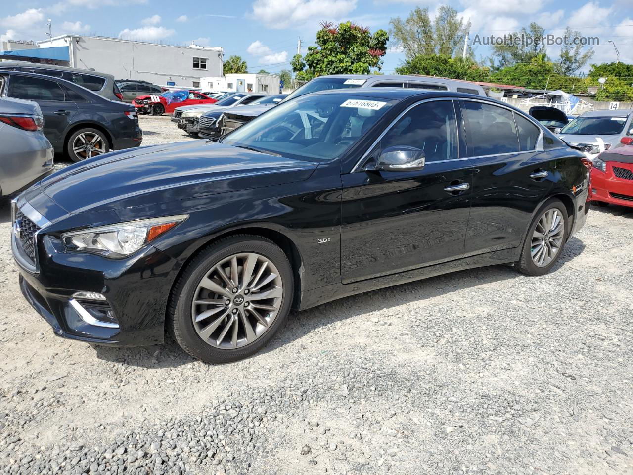 2018 Infiniti Q50 Luxe Черный vin: JN1EV7AP4JM351373