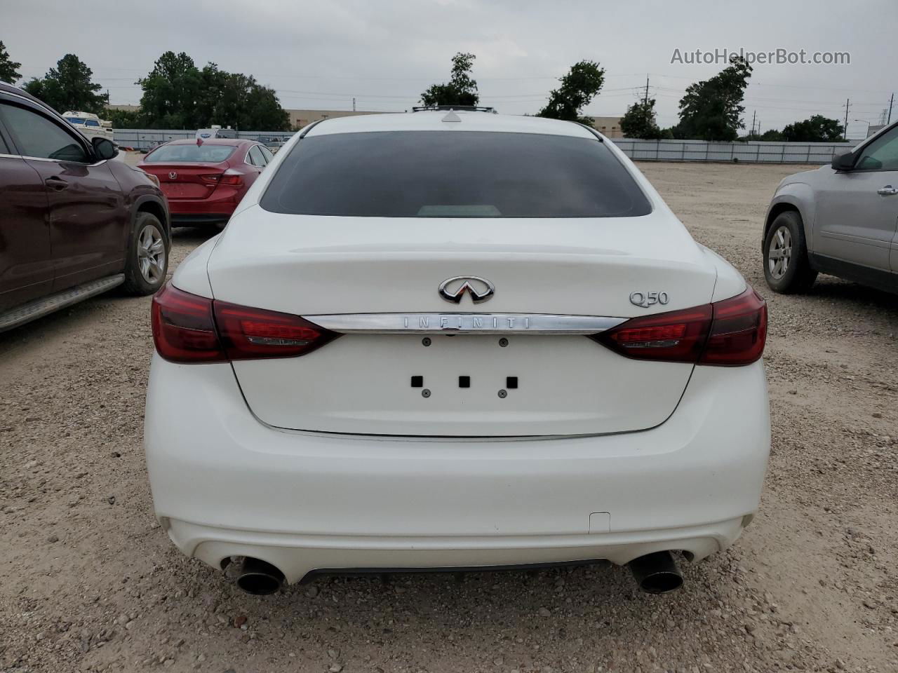 2018 Infiniti Q50 Luxe Белый vin: JN1EV7AP4JM361983