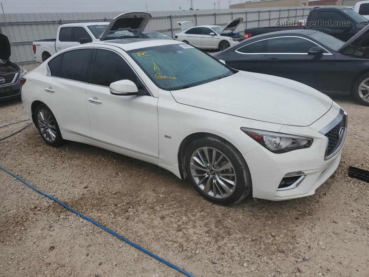 2018 Infiniti Q50 Luxe White vin: JN1EV7AP4JM366231