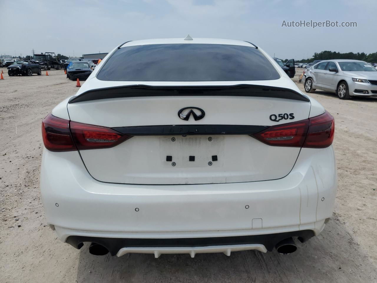 2019 Infiniti Q50 Luxe White vin: JN1EV7AP4KM511415