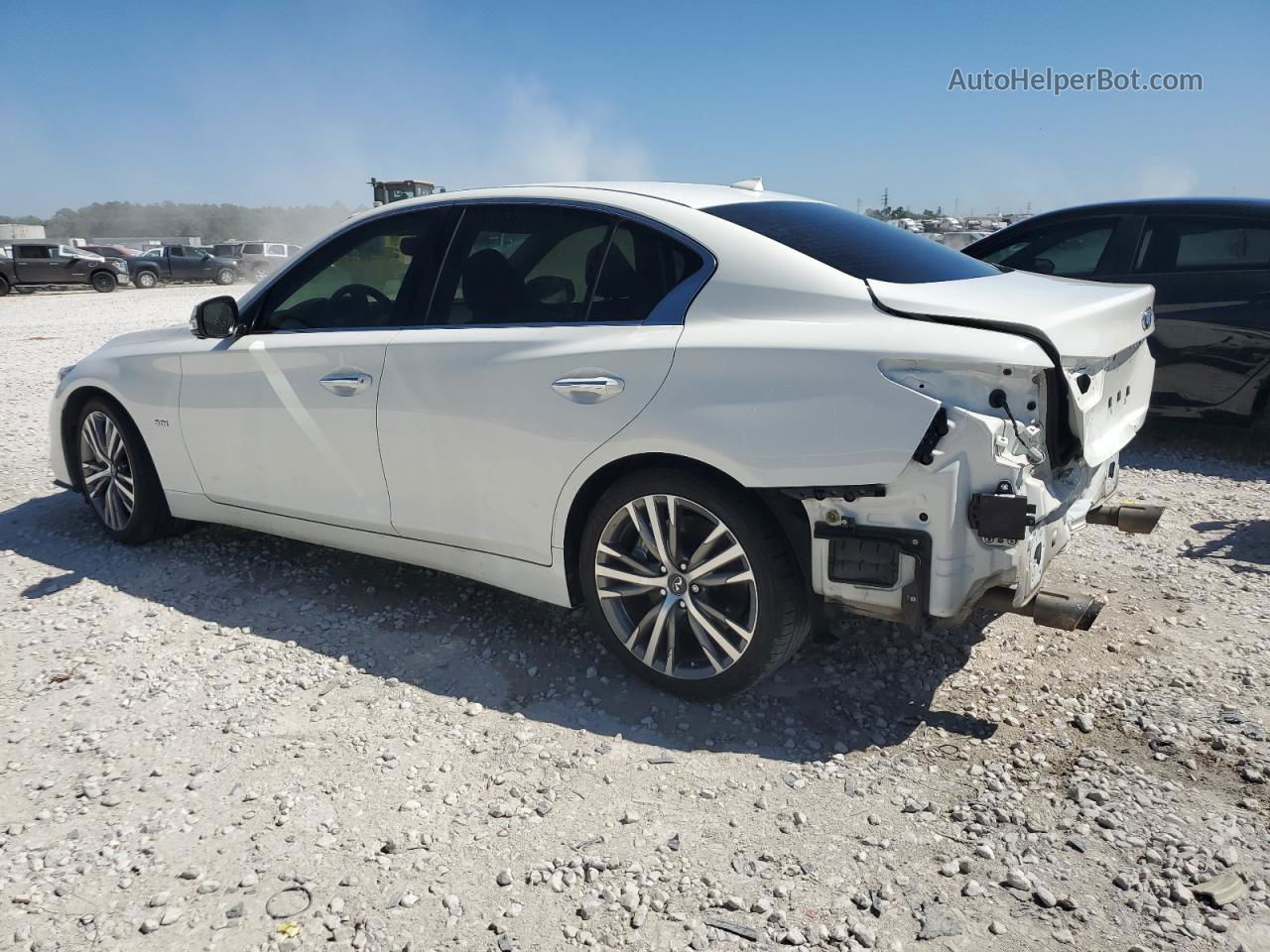 2019 Infiniti Q50 Luxe White vin: JN1EV7AP4KM516727