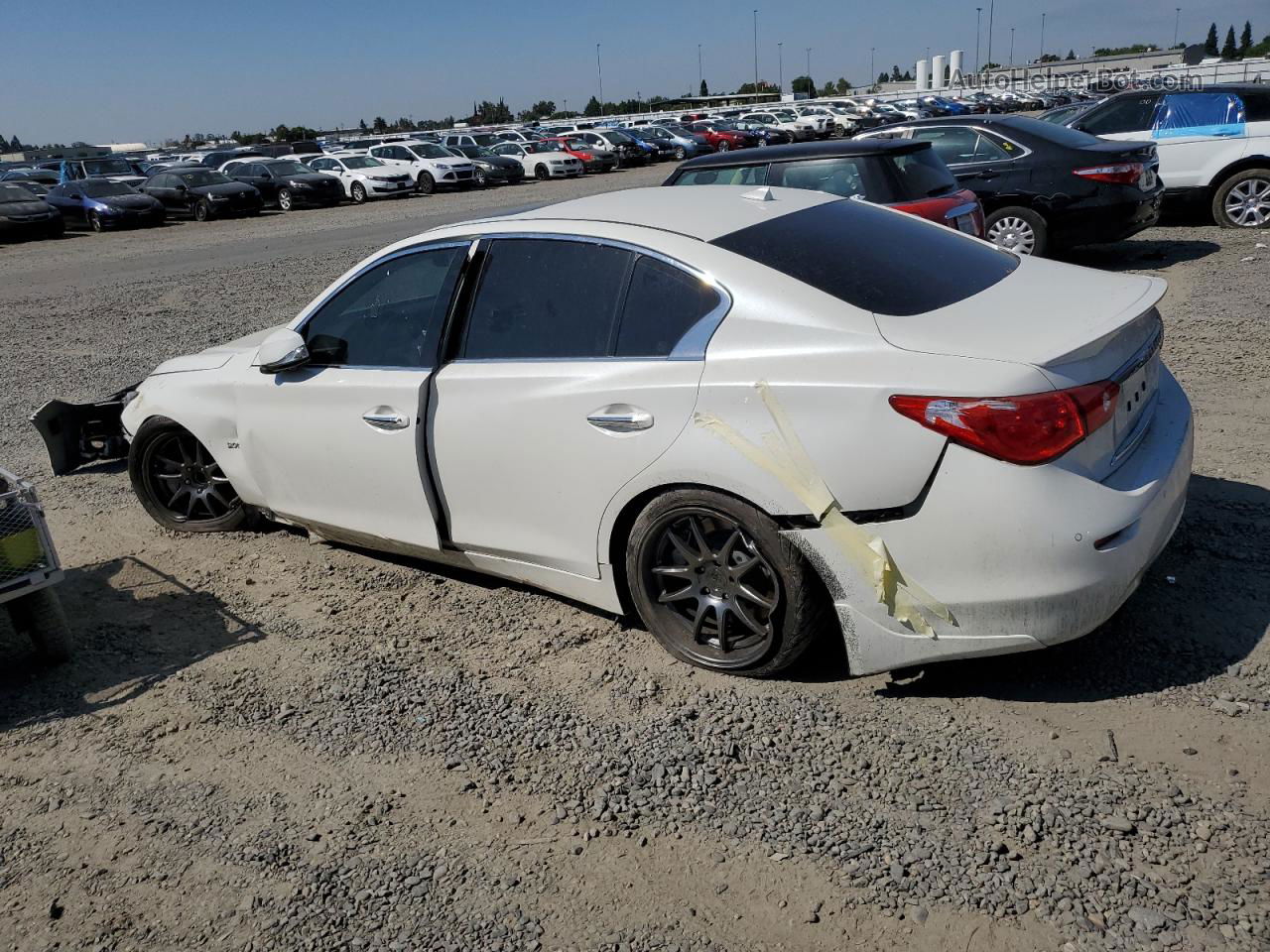 2016 Infiniti Q50 Premium White vin: JN1EV7AP5GM303390