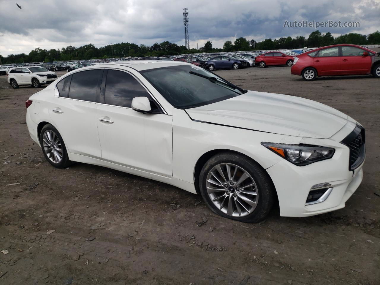 2018 Infiniti Q50 Luxe White vin: JN1EV7AP5JM363225