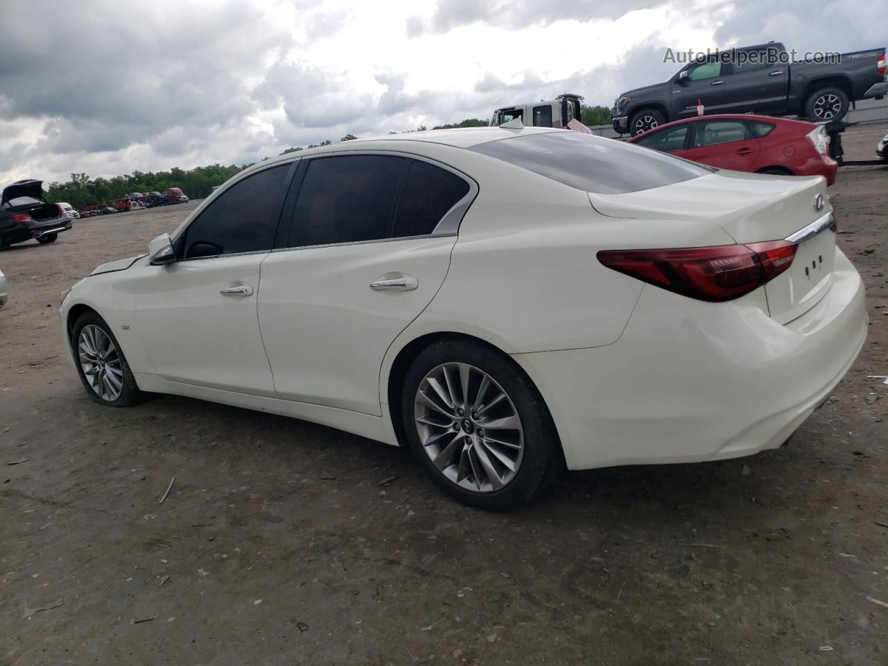 2018 Infiniti Q50 Luxe White vin: JN1EV7AP5JM363225