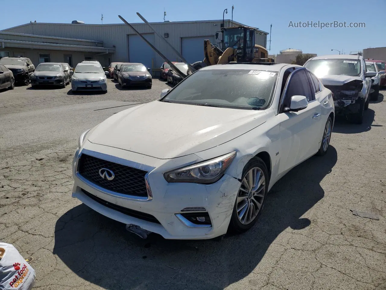 2018 Infiniti Q50 Luxe White vin: JN1EV7AP5JM363399