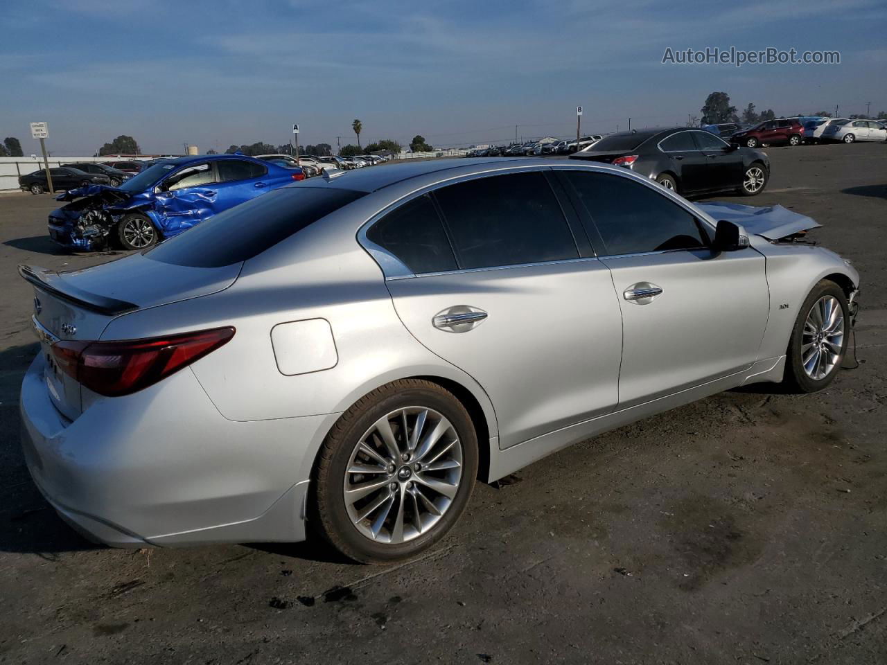 2018 Infiniti Q50 Luxe Silver vin: JN1EV7AP5JM366674