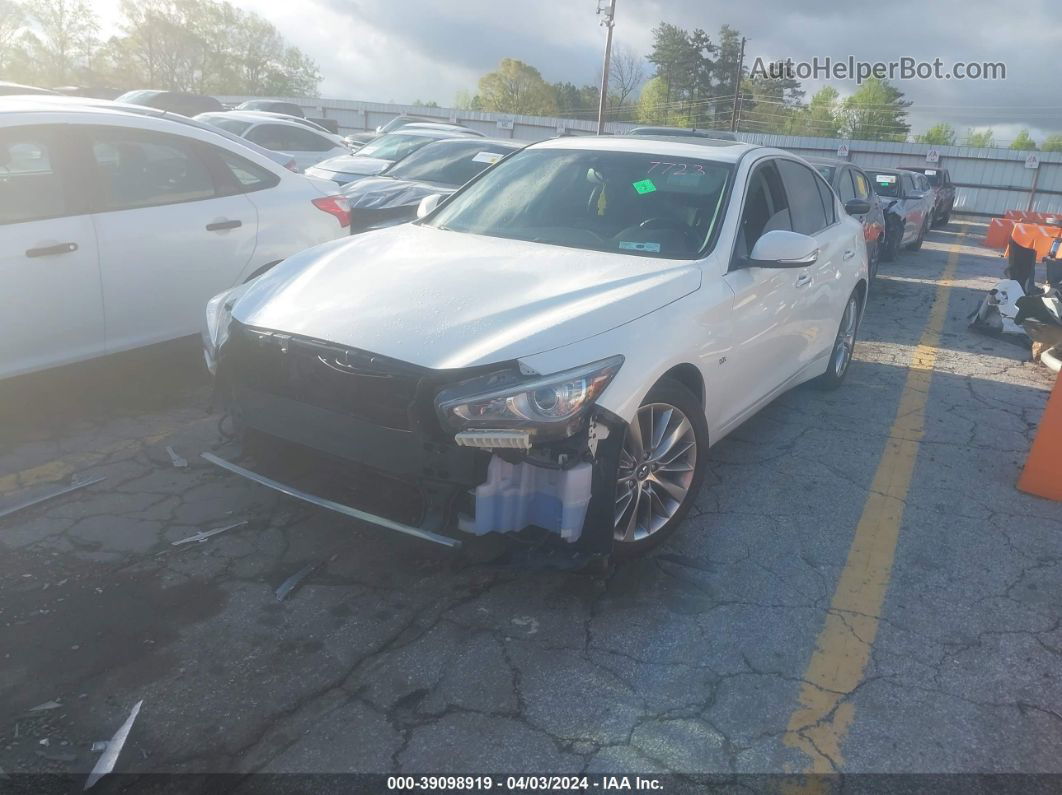 2018 Infiniti Q50 3.0t Luxe White vin: JN1EV7AP6JM360737