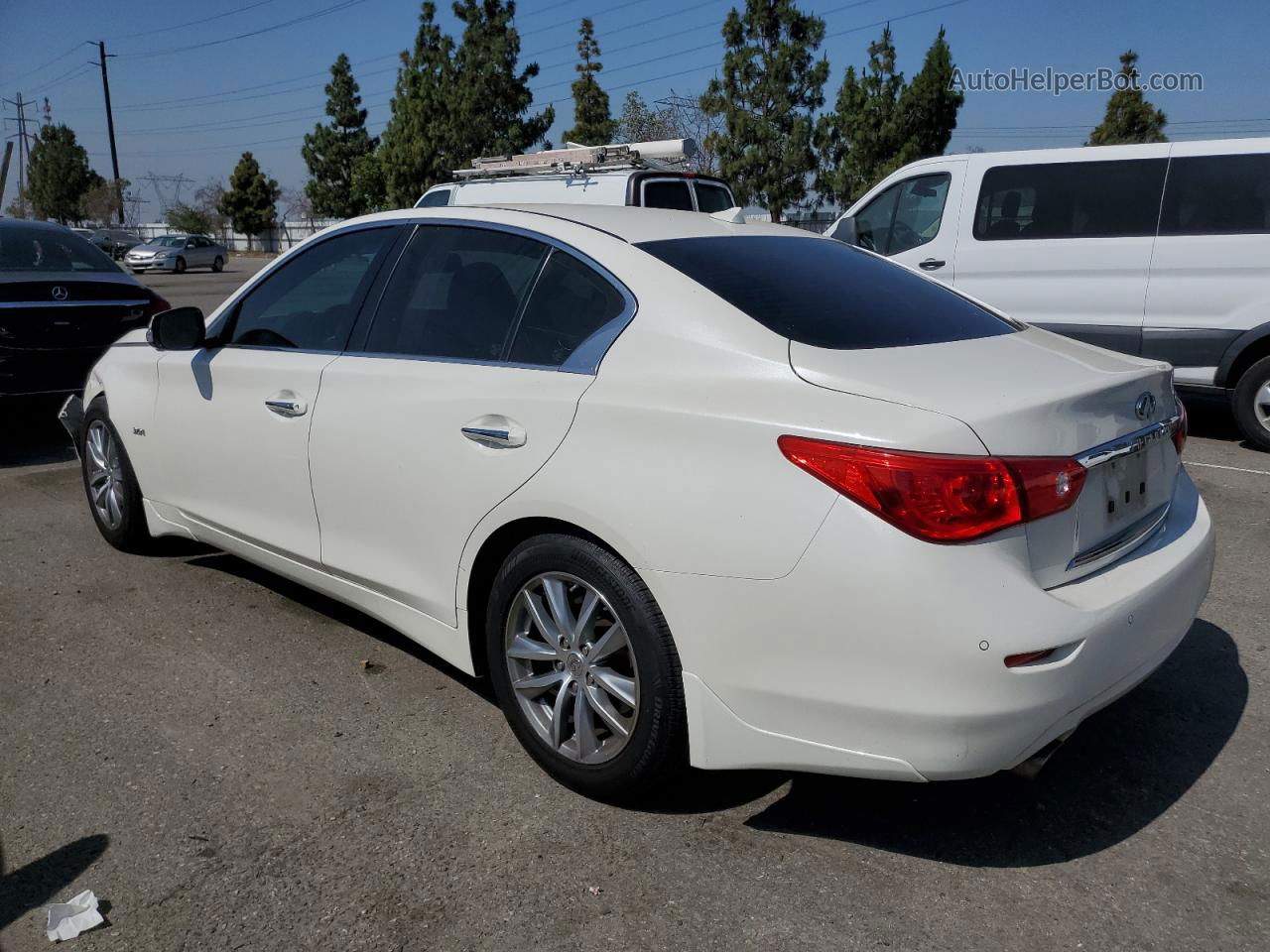 2016 Infiniti Q50 Premium White vin: JN1EV7AP7GM301544