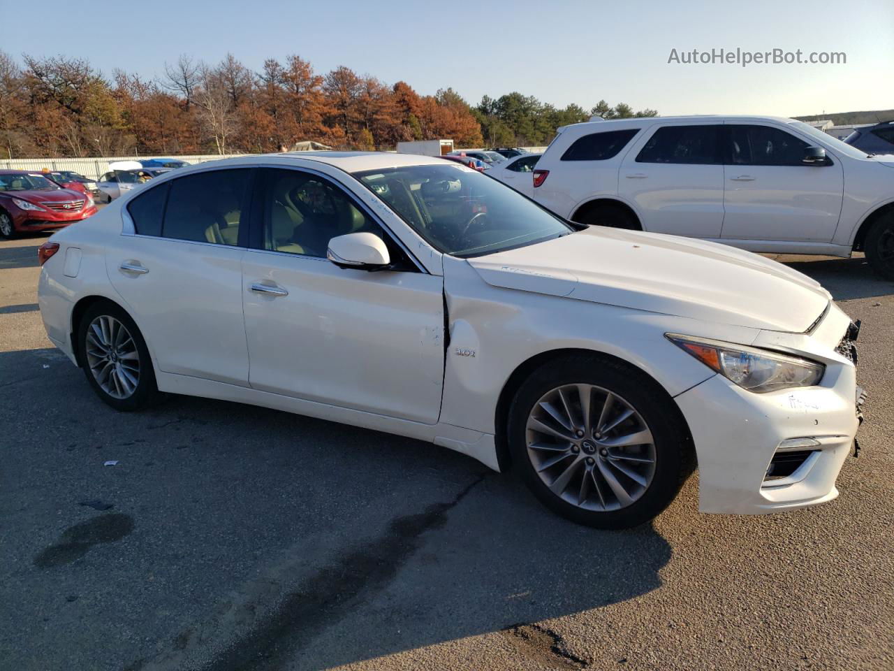 2018 Infiniti Q50 Luxe White vin: JN1EV7AP7JM353599