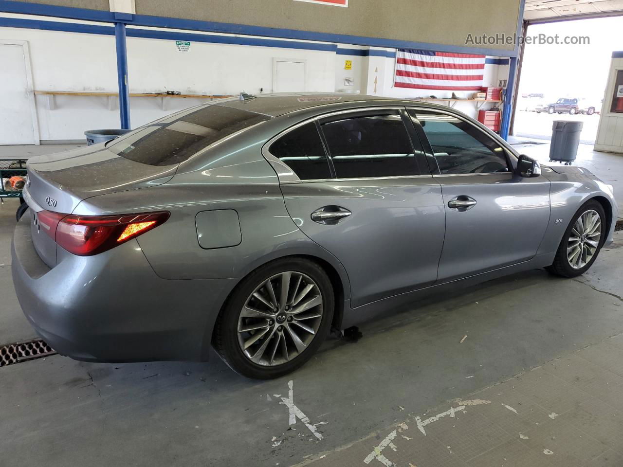 2018 Infiniti Q50 Luxe Gray vin: JN1EV7AP7JM356518