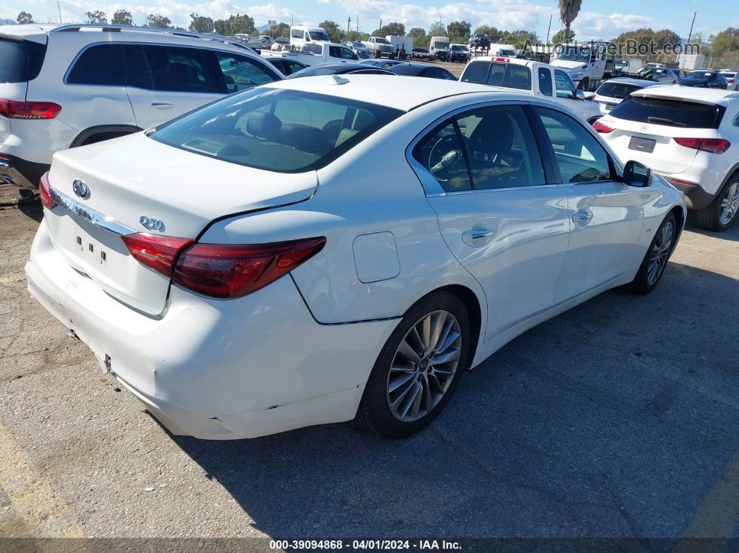 2018 Infiniti Q50 3.0t Luxe White vin: JN1EV7AP7JM592358