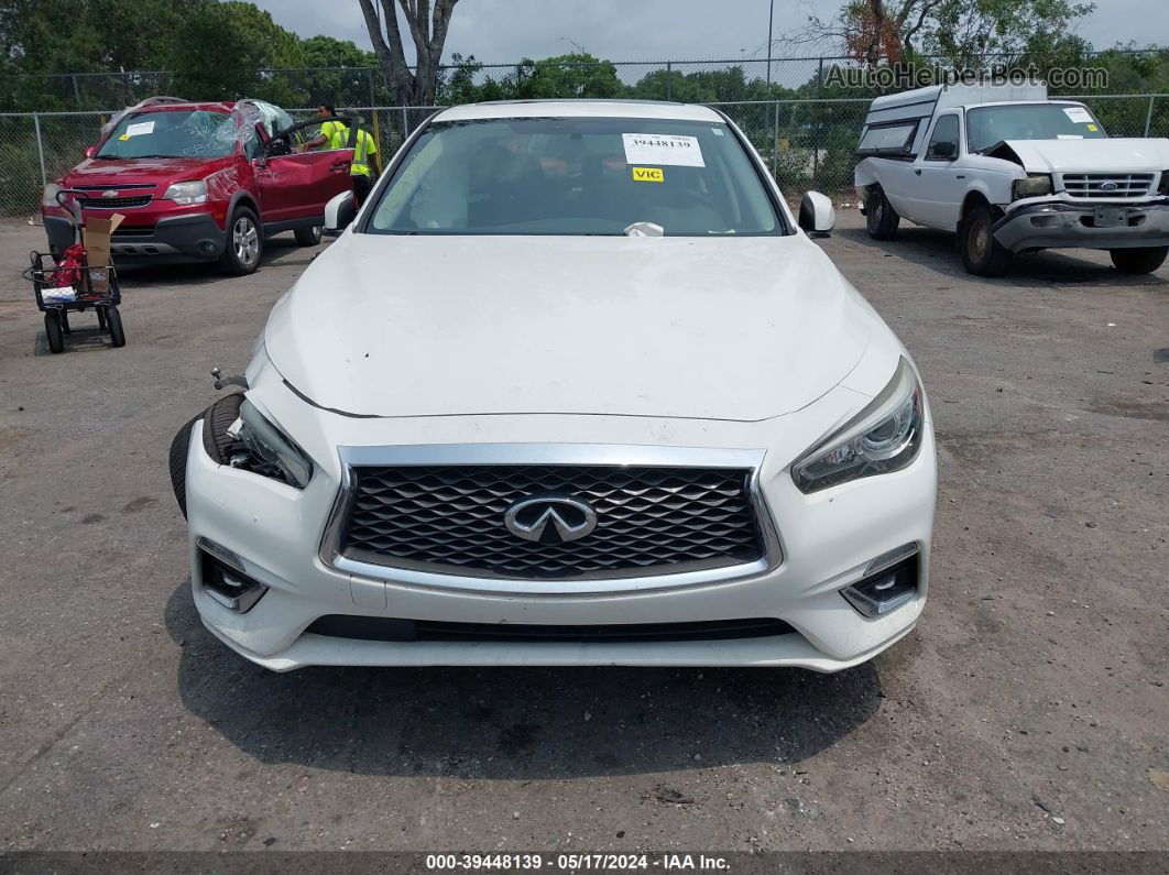 2019 Infiniti Q50 3.0t Luxe White vin: JN1EV7AP7KM512610