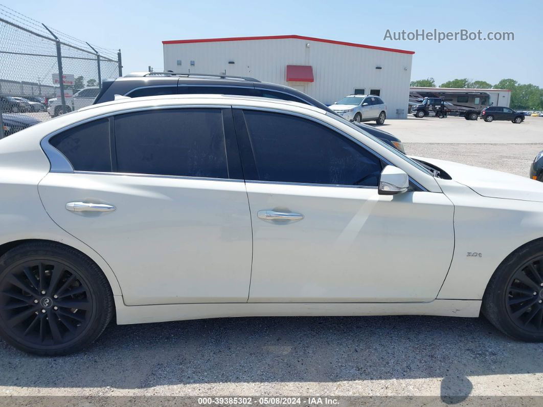 2019 Infiniti Q50 3.0t Luxe White vin: JN1EV7AP7KM516737