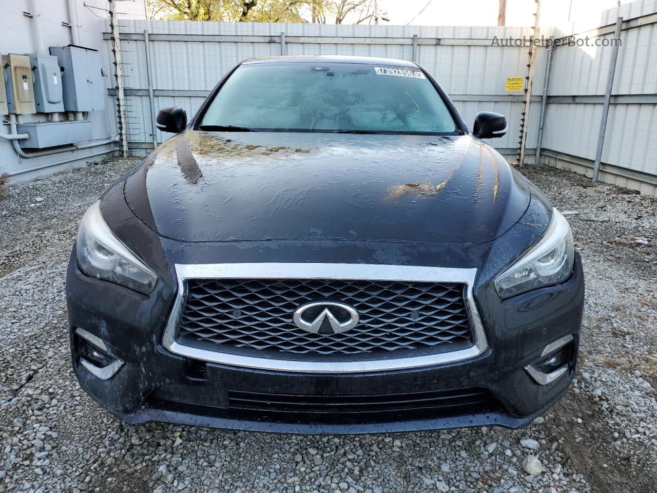 2018 Infiniti Q50 Luxe Black vin: JN1EV7AP8JM354499