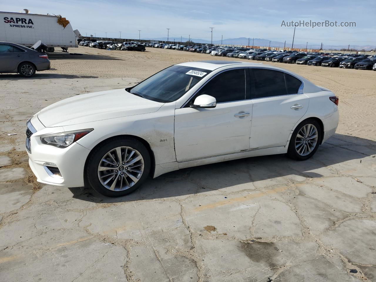 2018 Infiniti Q50 Luxe White vin: JN1EV7AP8JM356687