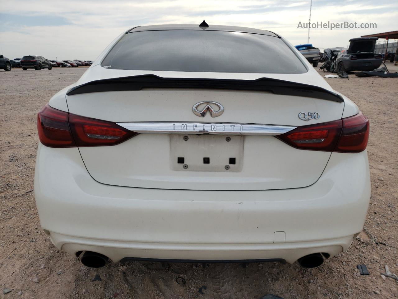 2018 Infiniti Q50 Luxe White vin: JN1EV7AP8JM359928