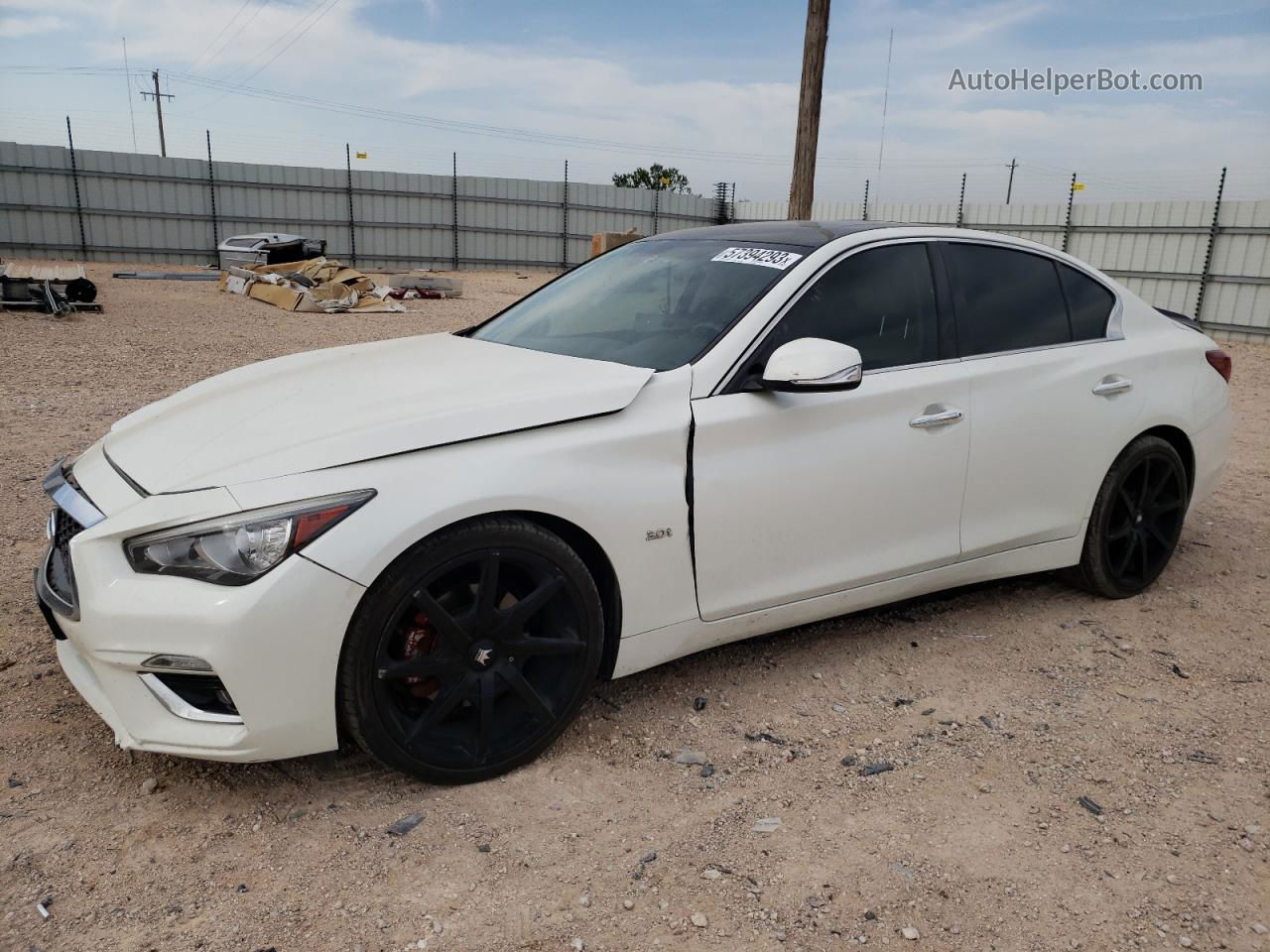 2018 Infiniti Q50 Luxe Белый vin: JN1EV7AP8JM359928